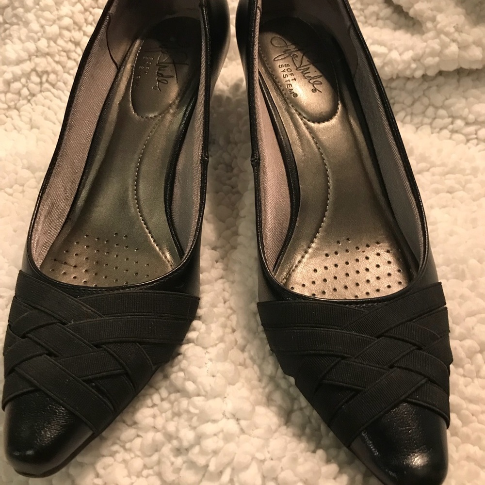 Black pumps Life Stride cute dressy size 7